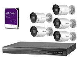 Hikvision 5 kamerás IP kamerarendszer 4MP Acusense kültéri csőkamerával